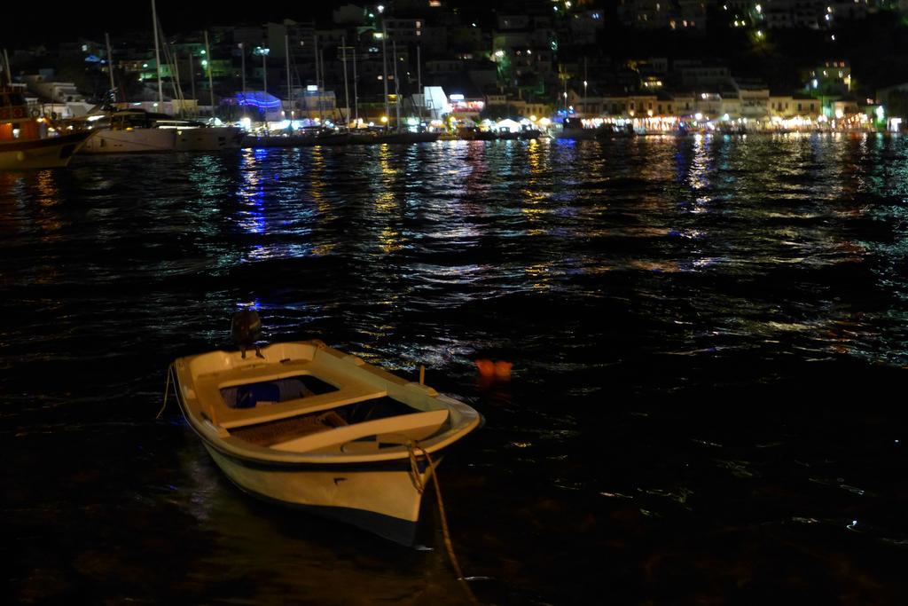 فندق Hera 2 بيثاغوريو المظهر الخارجي الصورة